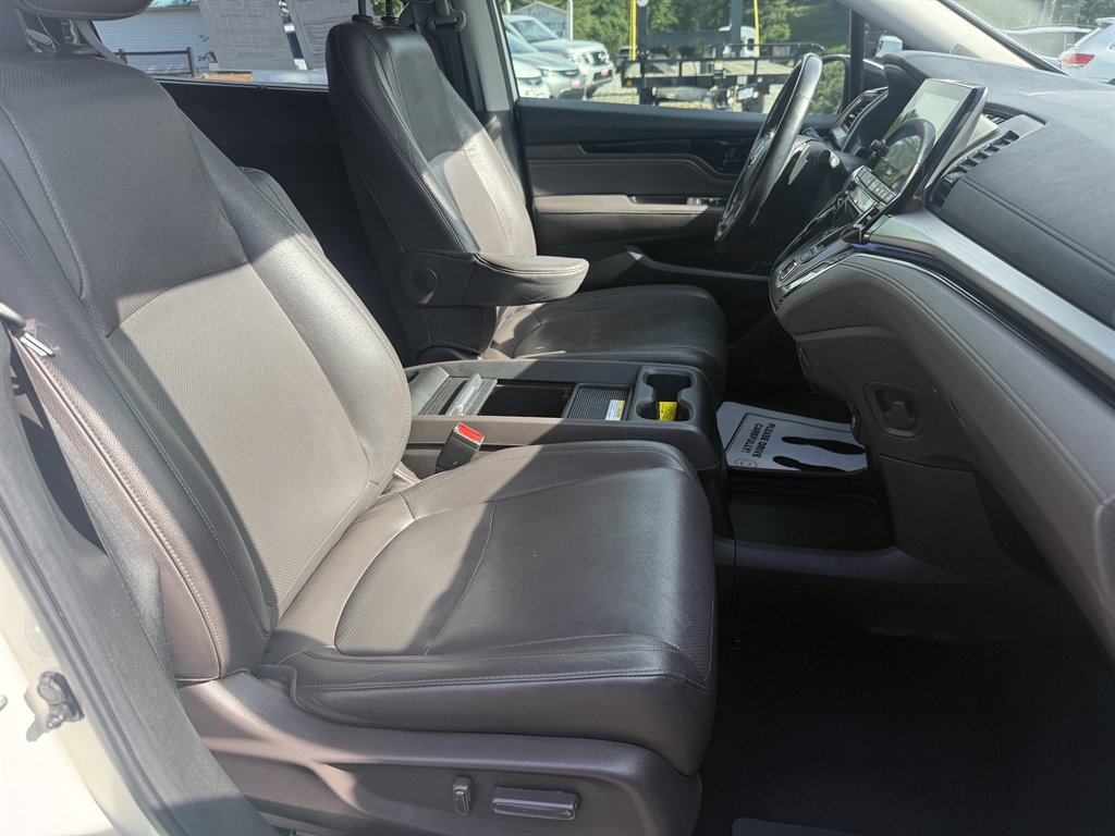 2018 Honda Odyssey - $19,925