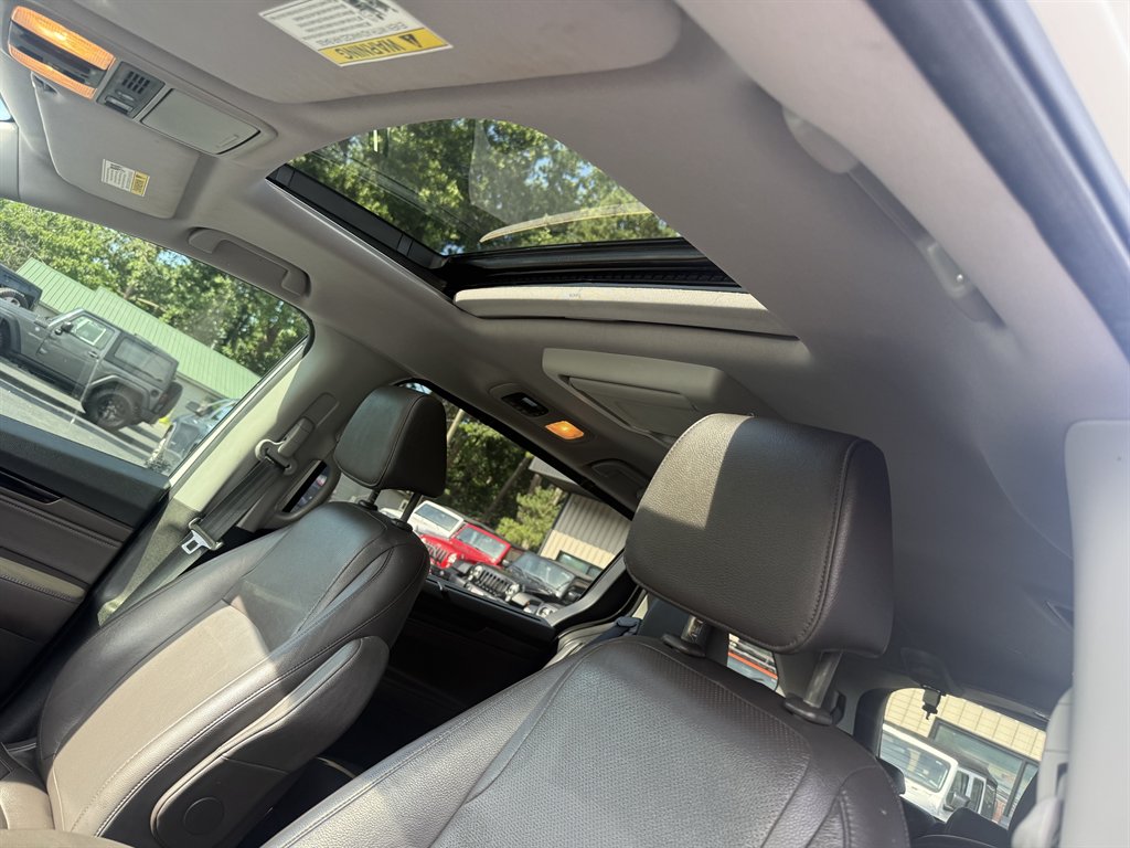 2018 Honda Odyssey - $19,925