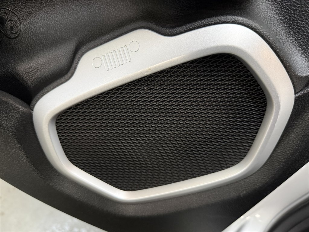 2018 Jeep Renegade - $13,900