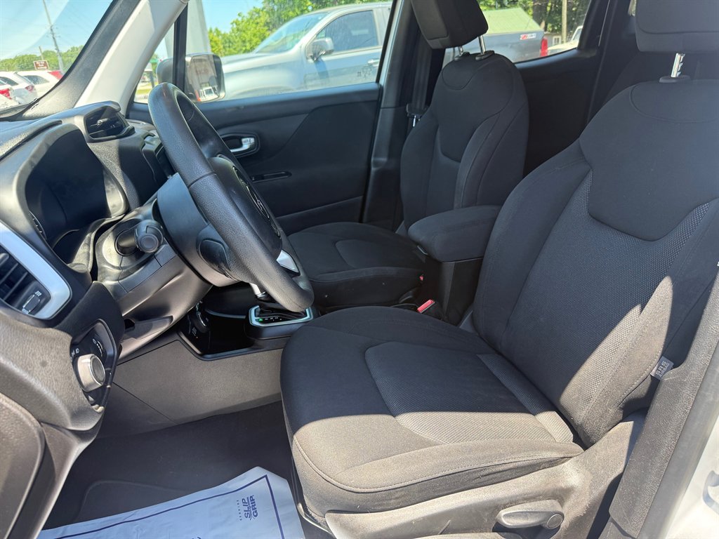 2018 Jeep Renegade - $13,900