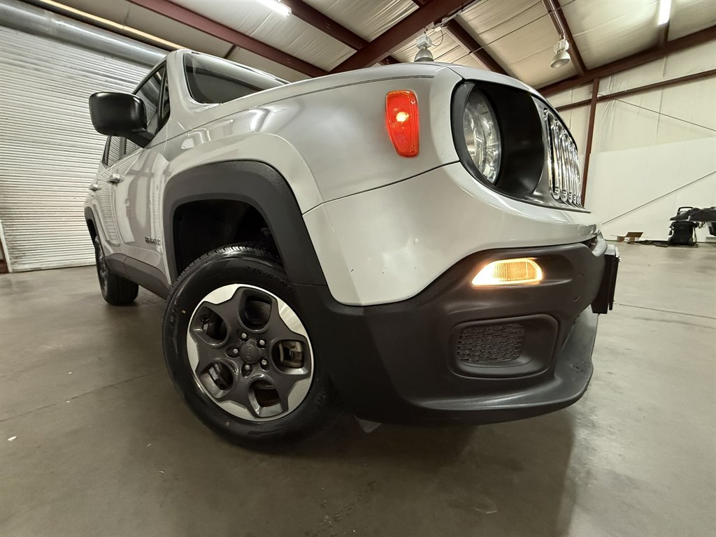 2018 Jeep Renegade - $13,900