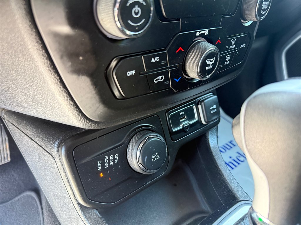 2018 Jeep Renegade - $13,900