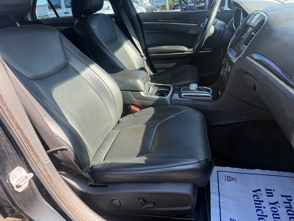2018 Chrysler 300 - $12,900