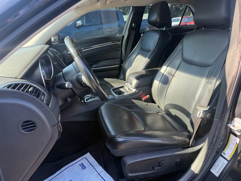 2018 Chrysler 300 - $12,900