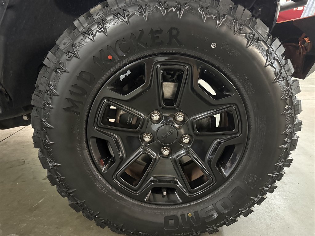 2016 Jeep Wrangler - $15,950