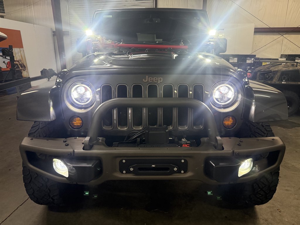 2016 Jeep Wrangler - $18,950