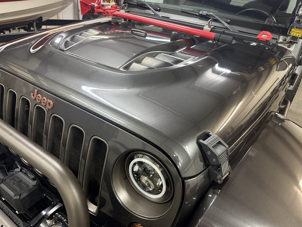 2016 Jeep Wrangler - $18,950