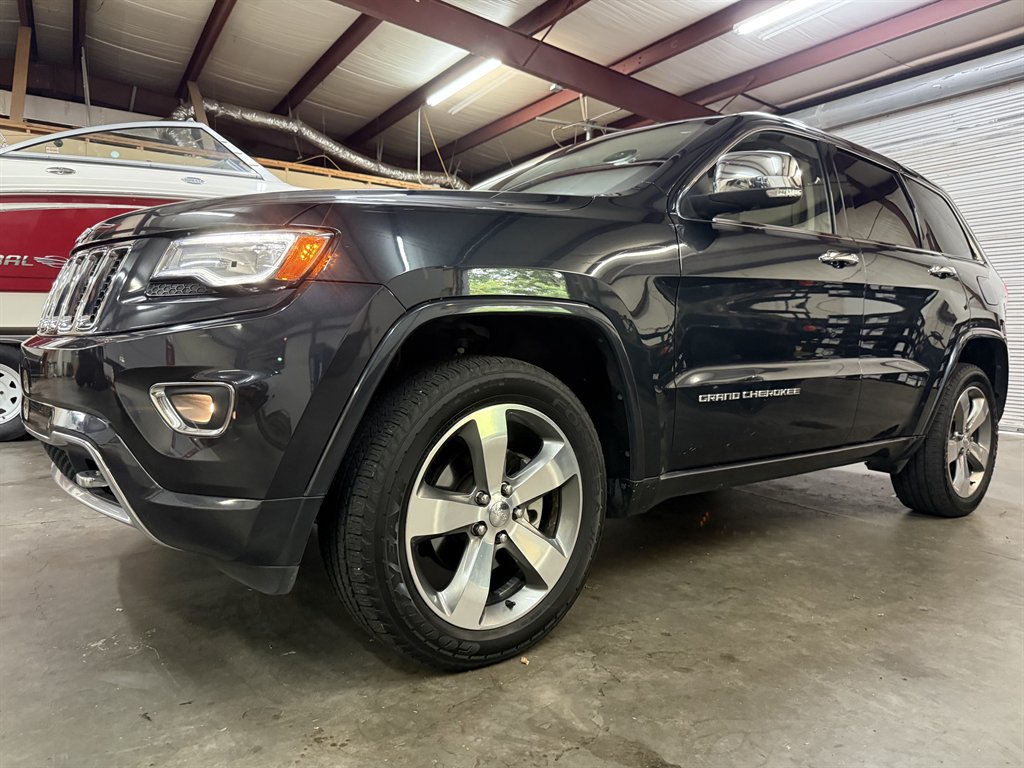 2014 Jeep Cherokee - $12,900