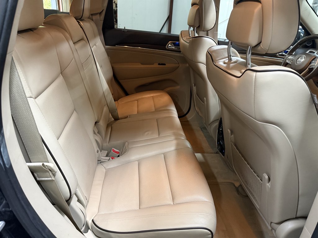 2014 Jeep Cherokee - $12,900