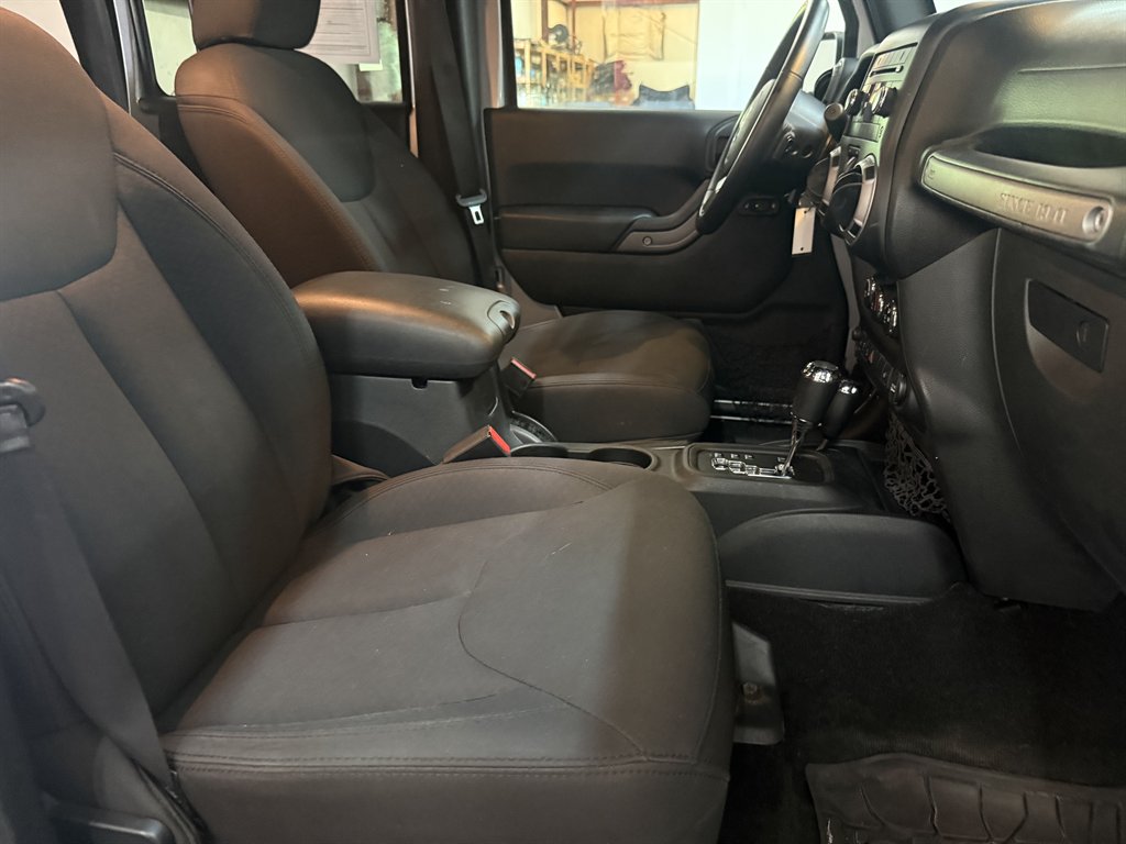 2017 Jeep Wrangler - $17,950