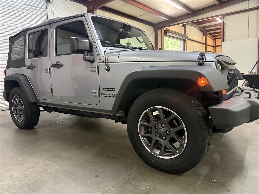 2017 Jeep Wrangler - $17,950
