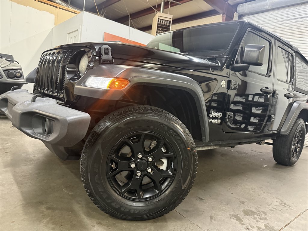 2018 Jeep Wrangler - $18,950