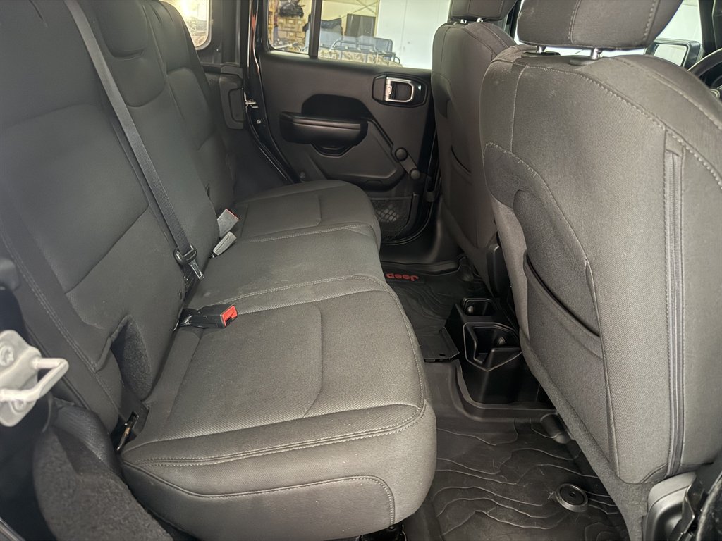 2018 Jeep Wrangler - $18,950