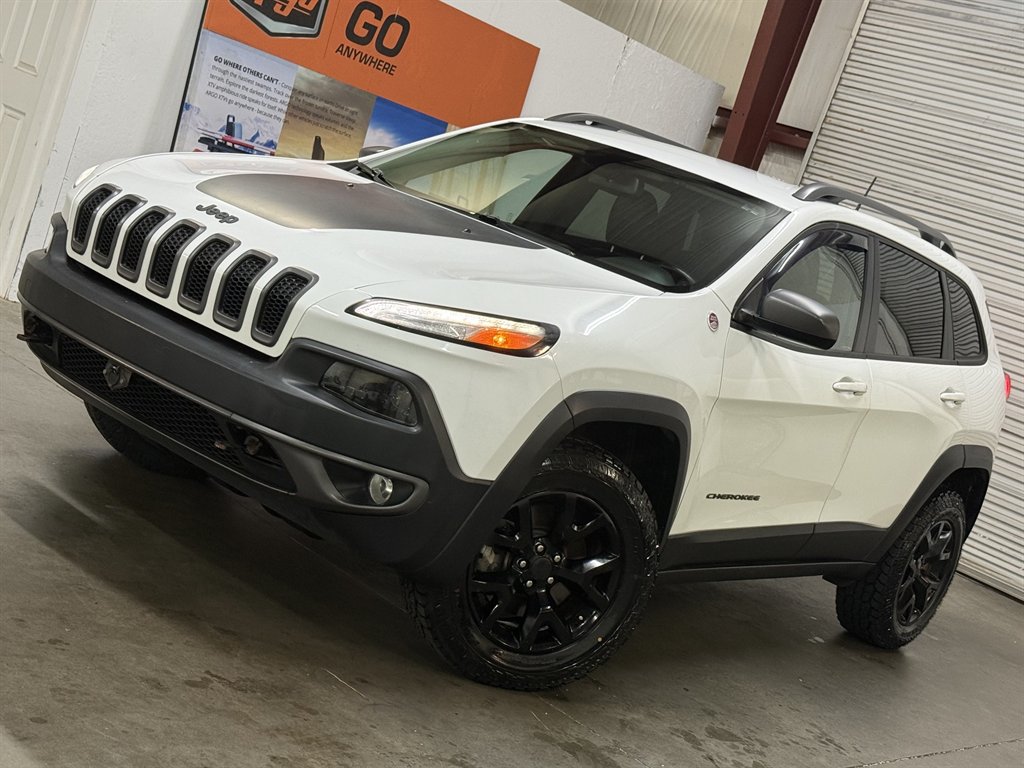 2016 Jeep Cherokee - $12,450