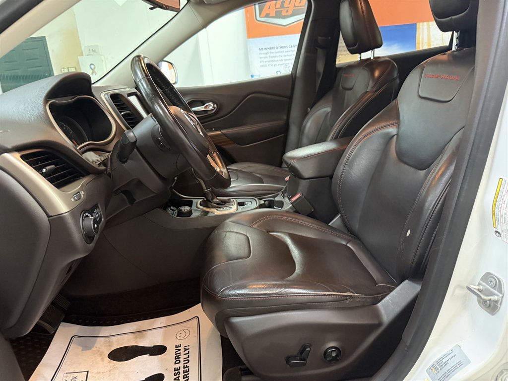 2016 Jeep Cherokee - $12,450