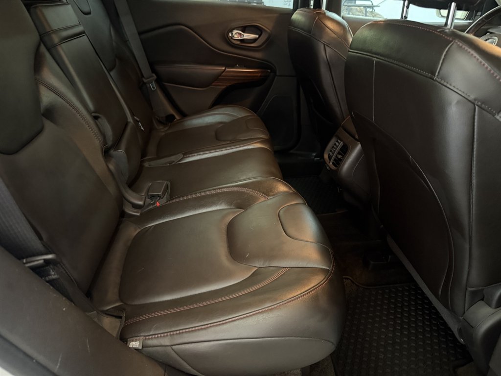 2016 Jeep Cherokee - $12,450