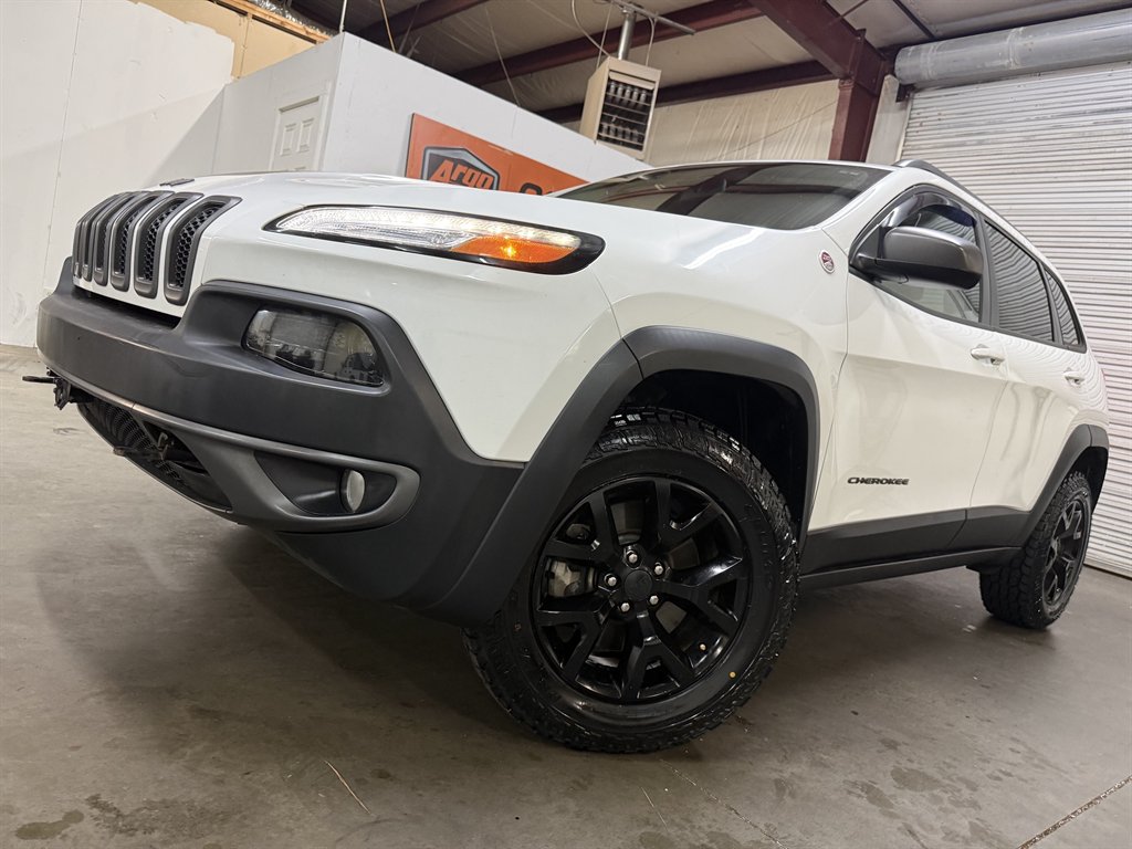 2016 Jeep Cherokee - $12,450