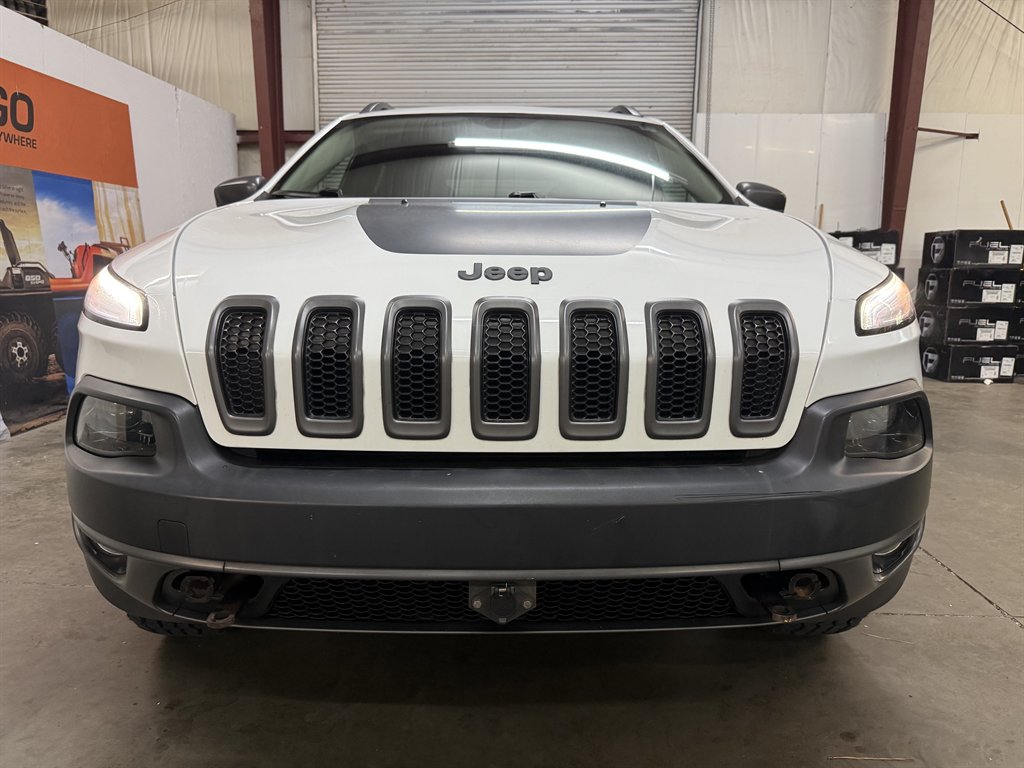 2016 Jeep Cherokee - $12,450