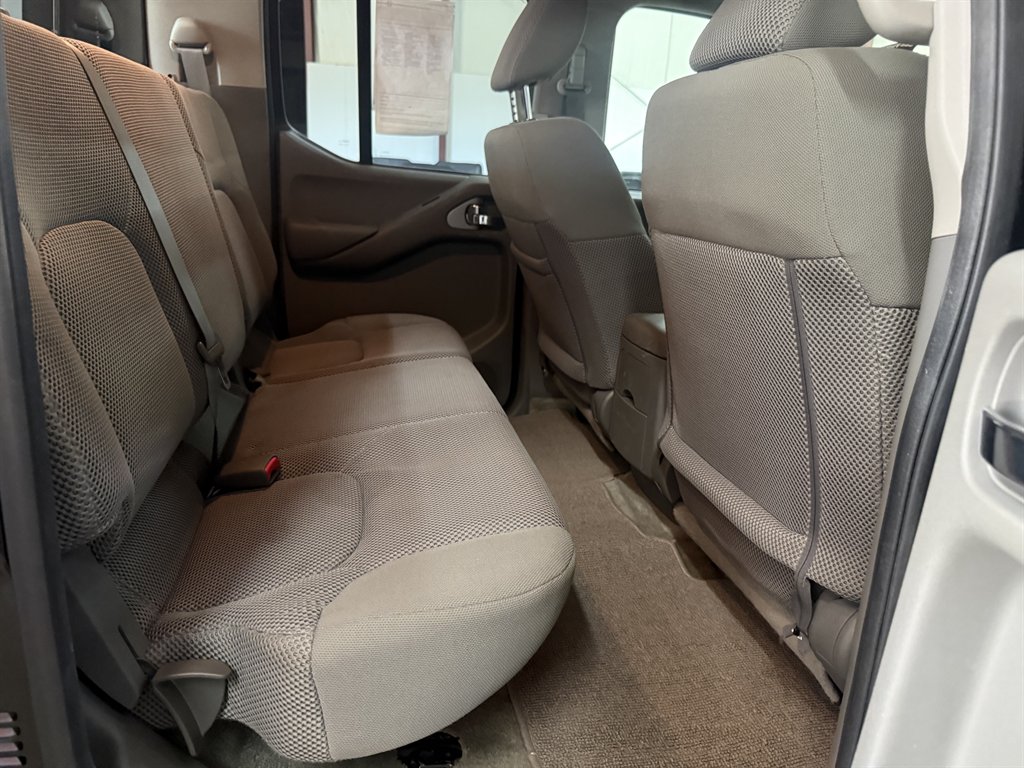 2016 Nissan Frontier - $16,250