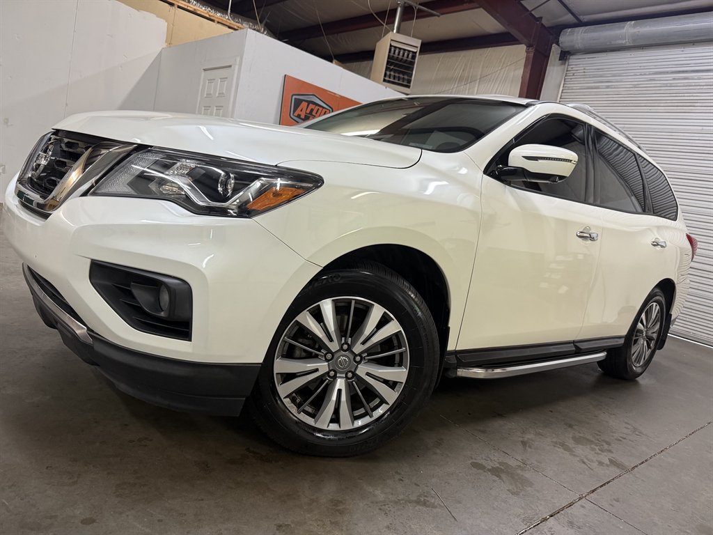 2020 Nissan Pathfinder - $14,950