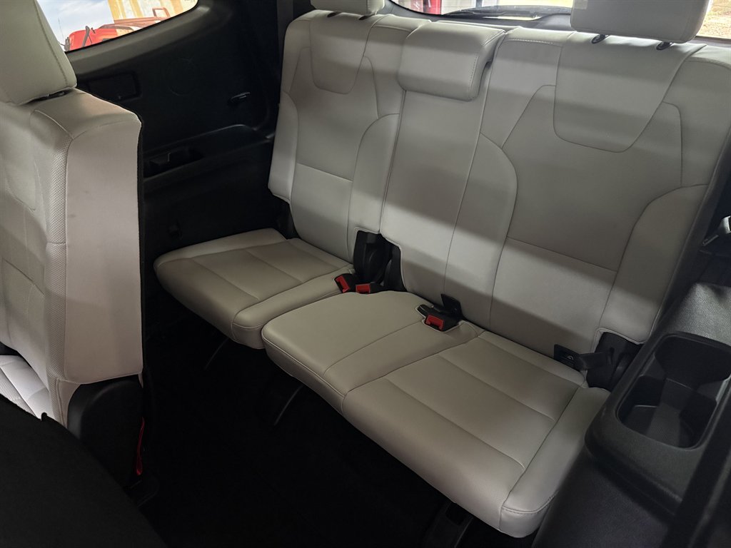 2020 Kia Telluride - $17,600