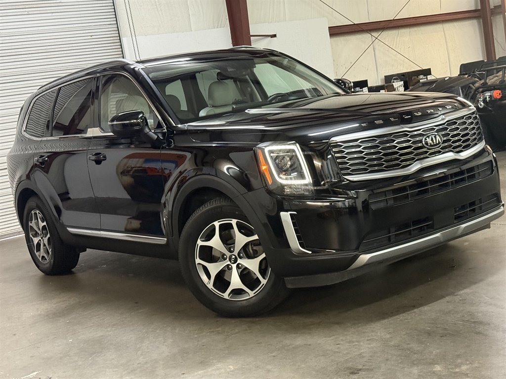 2020 Kia Telluride - $17,600