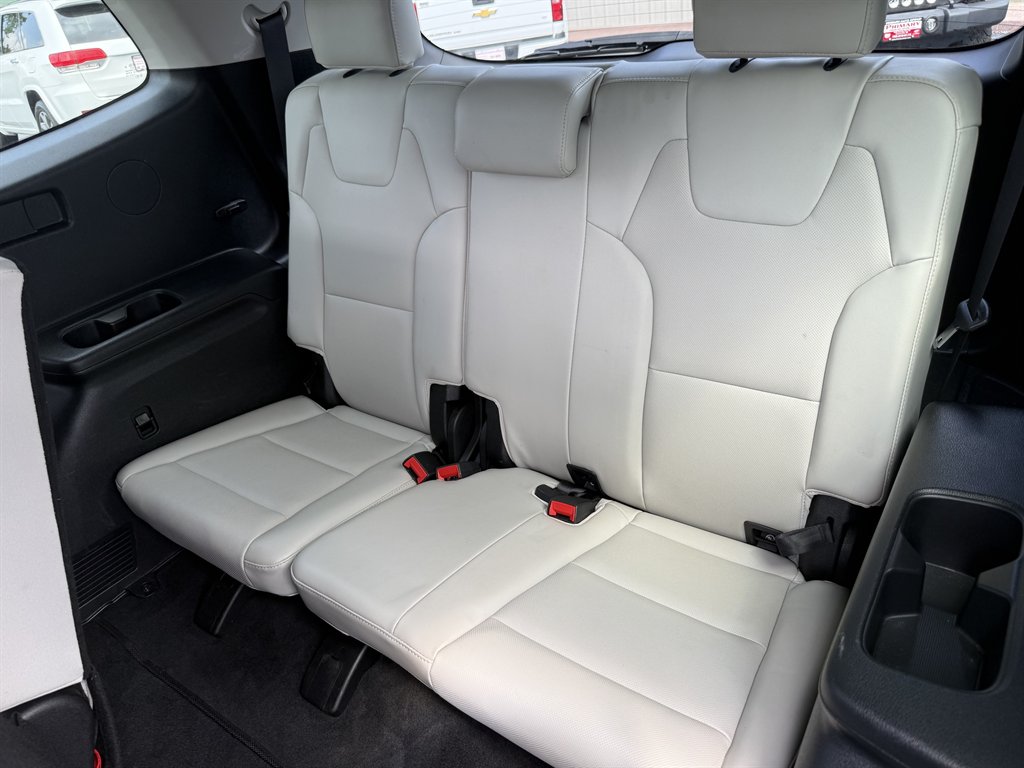 2020 Kia Telluride - $17,600