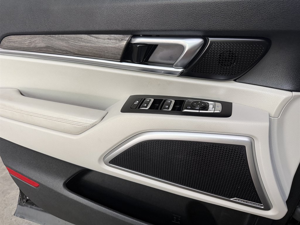 2020 Kia Telluride - $17,600