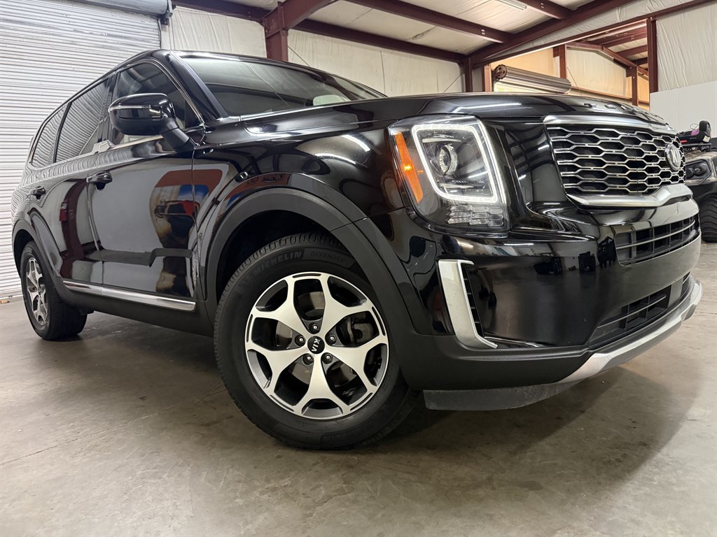 2020 Kia Telluride - $17,600