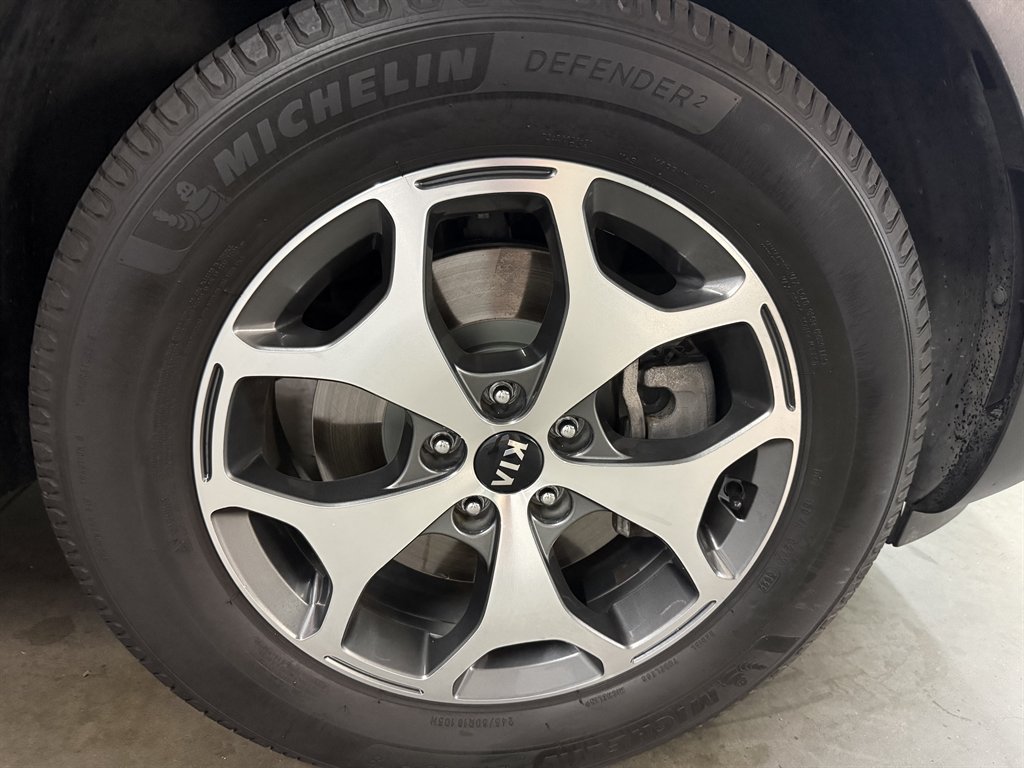 2020 Kia Telluride - $17,600