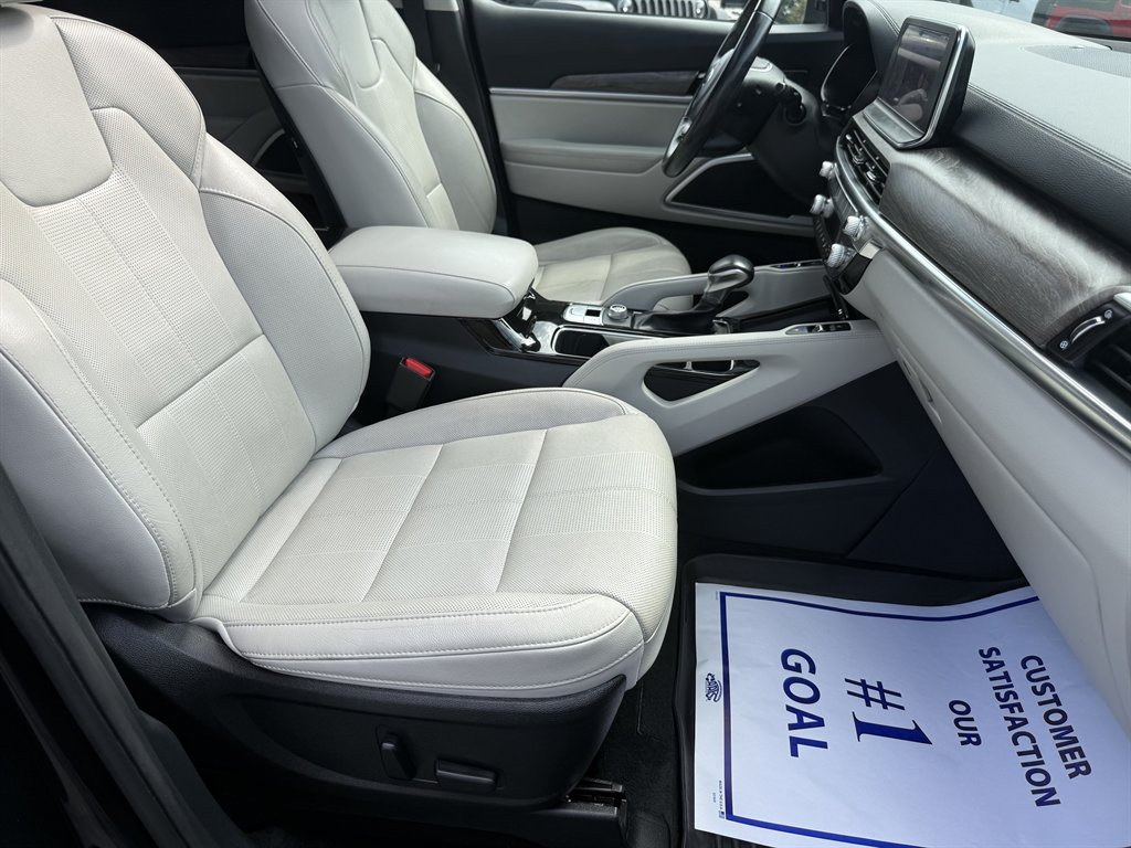 2020 Kia Telluride - $17,600