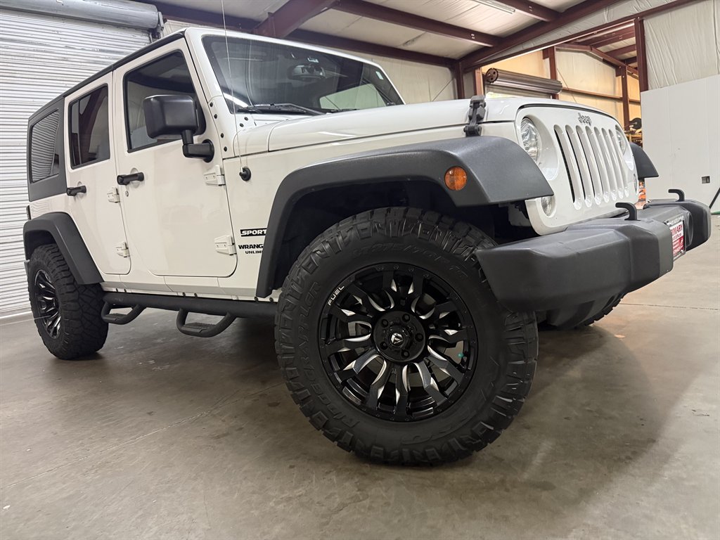 2017 Jeep Wrangler - $17,950