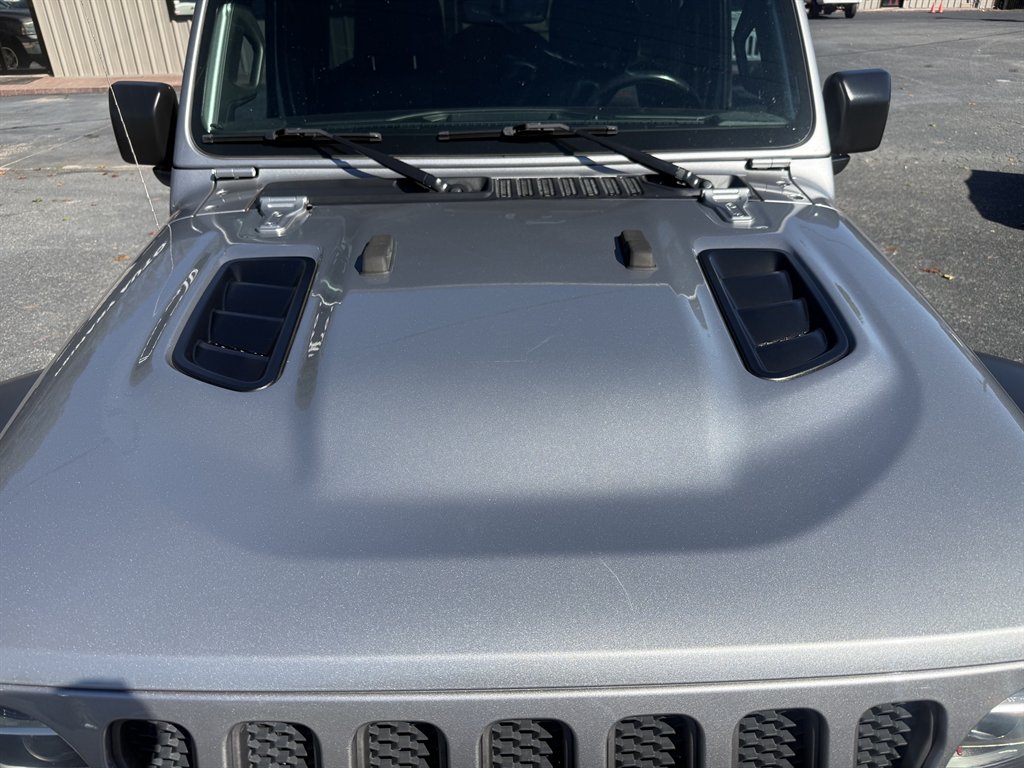 2018 Jeep Wrangler - $22,950