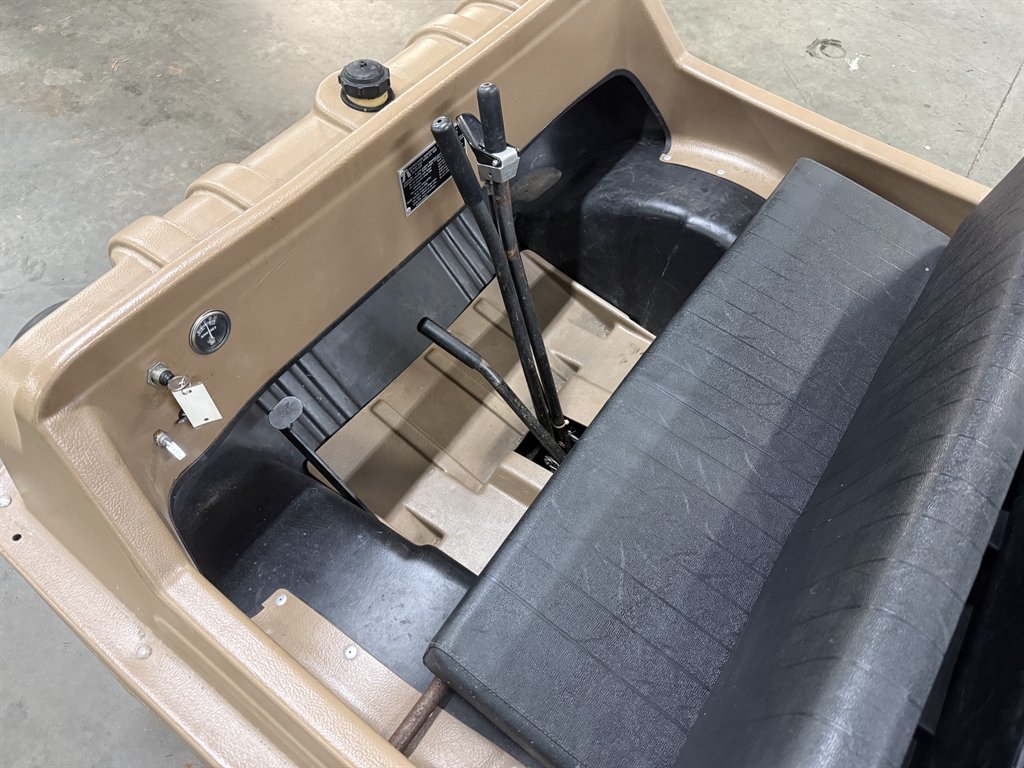 1995 MAX AMPHIBIOUS IV 6X6 - $4,700