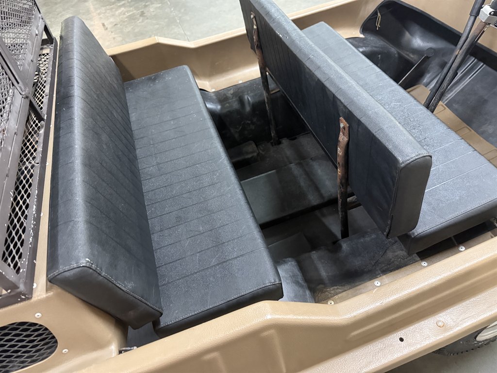 1995 MAX AMPHIBIOUS IV 6X6 - $4,700