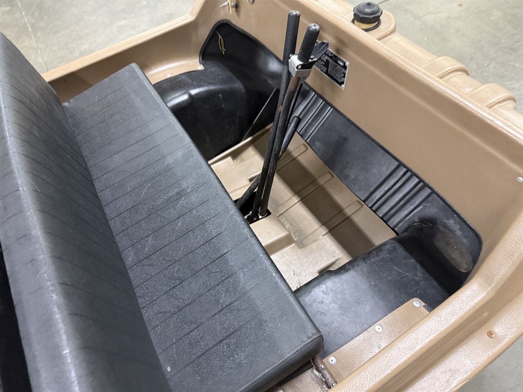 1995 MAX AMPHIBIOUS IV 6X6 - $4,700