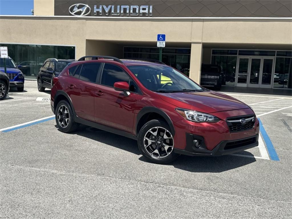 The 2019 Subaru Crosstrek 2.0i Premium photos