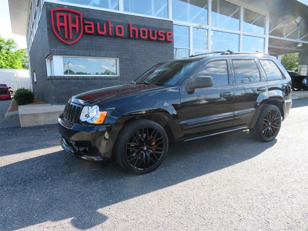 2010 Jeep Grand Cherokee SRT8 photo
