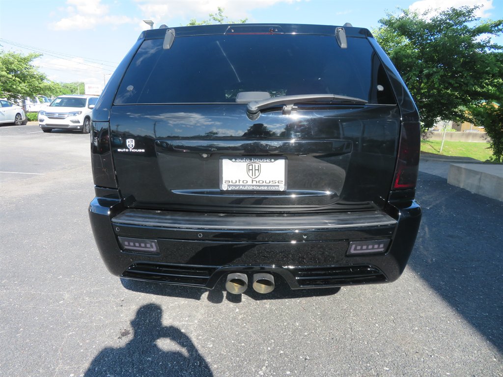 2010 Jeep Grand Cherokee SRT8 photo