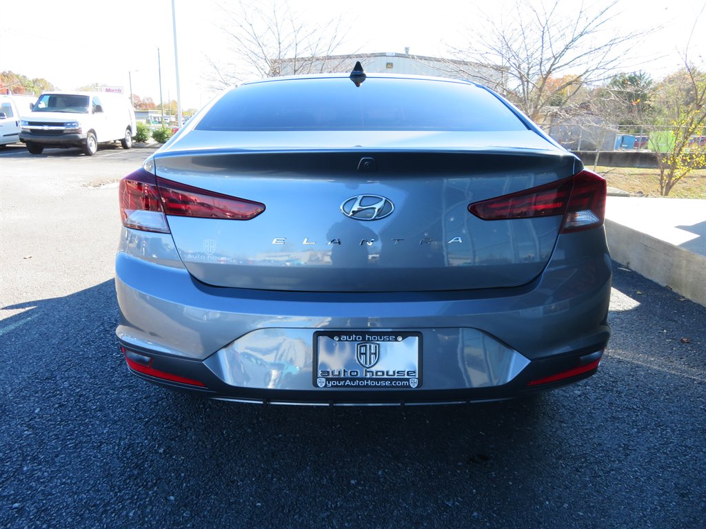 2019 Hyundai Elantra