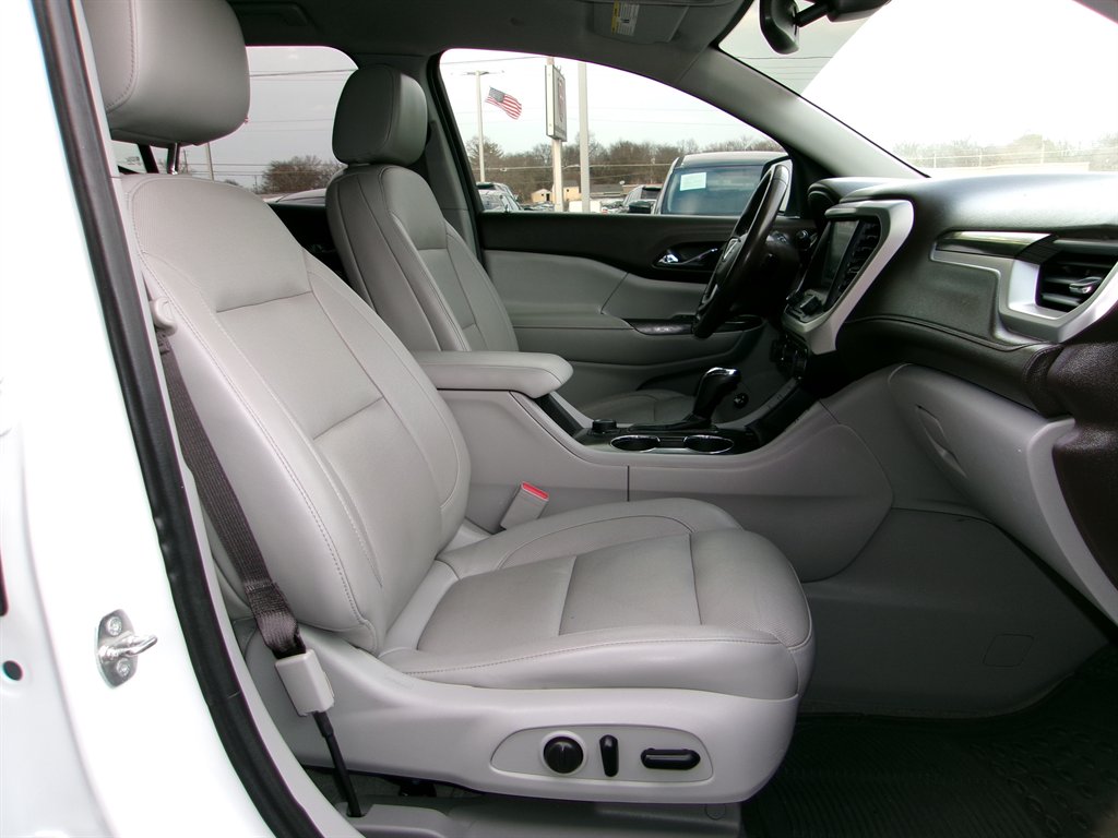 2018 GMC Acadia