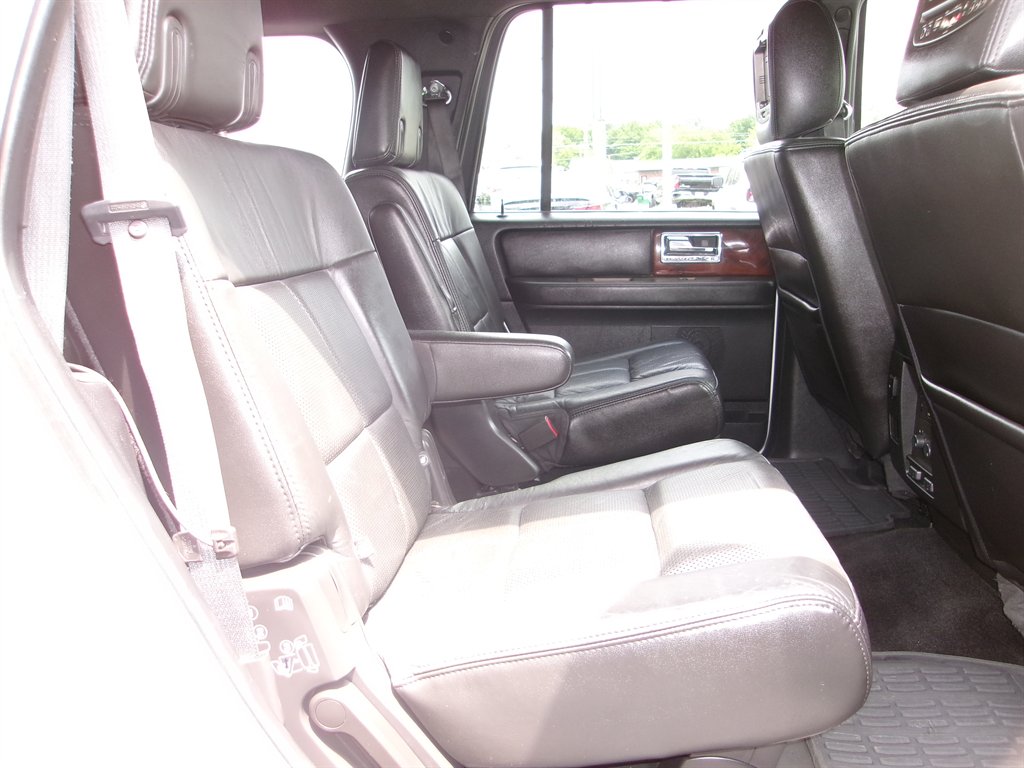 2012 Lincoln Navigator
