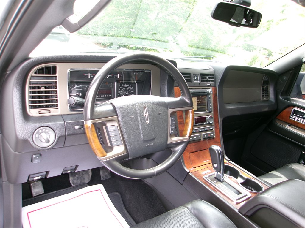 2012 Lincoln Navigator