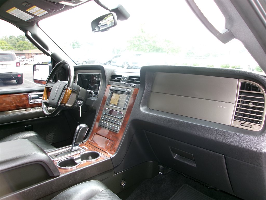 2012 Lincoln Navigator