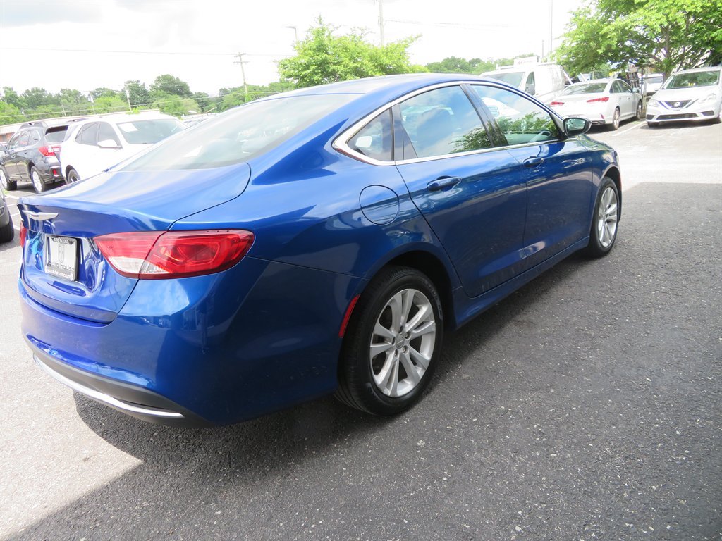 2016 Chrysler 200