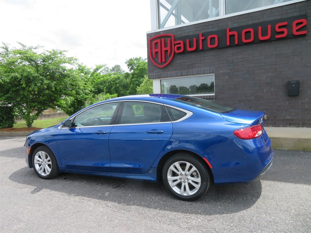2016 Chrysler 200