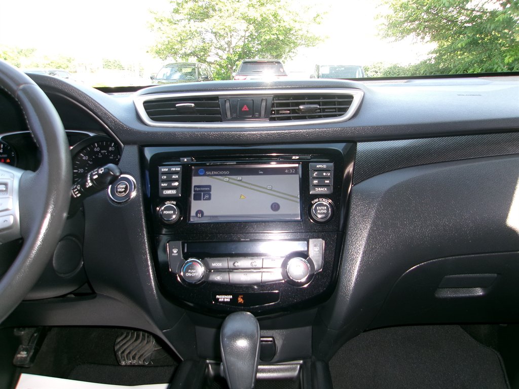 2016 Nissan Rogue