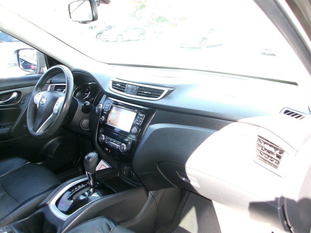 2016 Nissan Rogue
