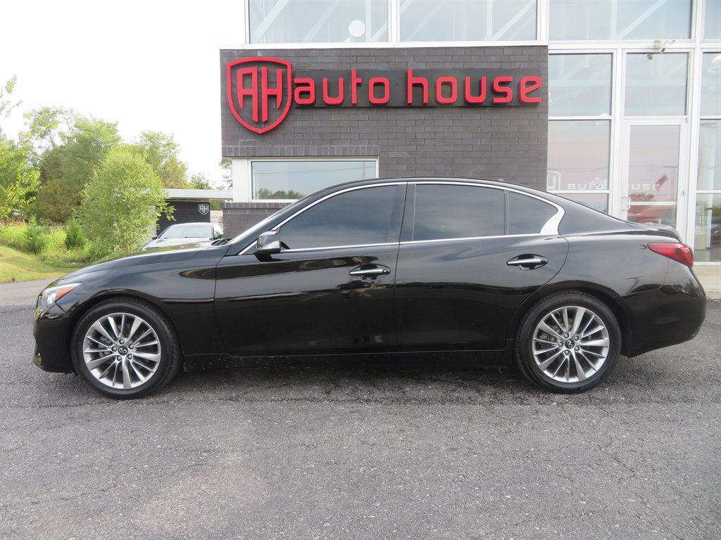 2019 INFINITI Q50