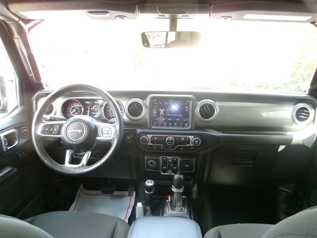 2023 Jeep Gladiator